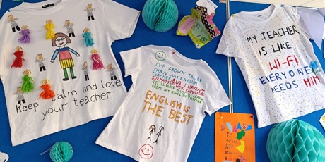 Powiększ grafikę: design-a-t-shirt-for-your-teacher-wyniki-konkursu-719136.jpg