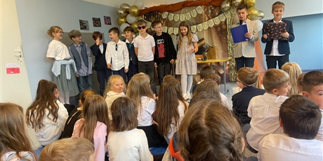 Powiększ grafikę: dzien-edukacji-narodowej-w-naszej-szkole-717026.jpg