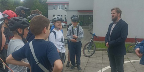 Powiększ grafikę: egzamin-praktyczny-na-karte-rowerowa-700913.jpg