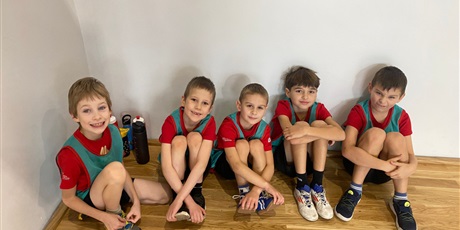 Powiększ grafikę: gramy-w-reczna-659156.jpg