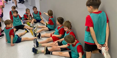 Powiększ grafikę: gramy-w-reczna-659157.jpg