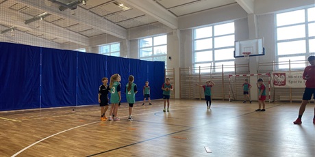 Powiększ grafikę: gramy-w-reczna-659158.jpg