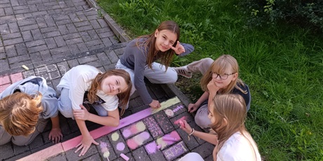 Powiększ grafikę: international-dot-day-711597.jpg