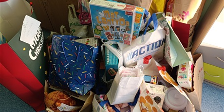 Powiększ grafikę: sp3-dla-onko-magicznej-choinki-661795.jpg