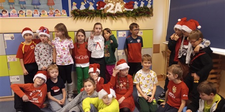 Powiększ grafikę: swiateczne-spotkania-w-2a-667603.jpg