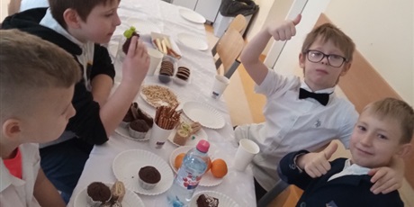 Powiększ grafikę: swiateczne-spotkania-w-2a-667618.jpg