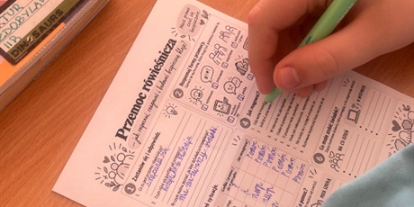 Powiększ grafikę: tydzien-przeciwdzialania-przemocy-rowiesniczej-715703.jpg