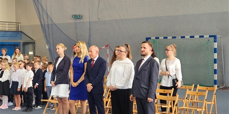 Powiększ grafikę: uroczystosc-rozpoczecia-roku-szkolnego-2025-2026-636469.jpg