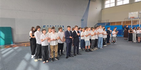 Powiększ grafikę: uroczystosc-rozpoczecia-roku-szkolnego-2026-2027-709394.jpg