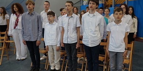 Powiększ grafikę: zakonczenie-roku-szkolnego-2024-2025-sp3-630637.jpg