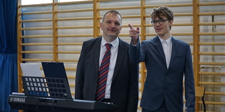 Powiększ grafikę: zakonczenie-roku-szkolnego-2024-2025-sp3-630649.jpg