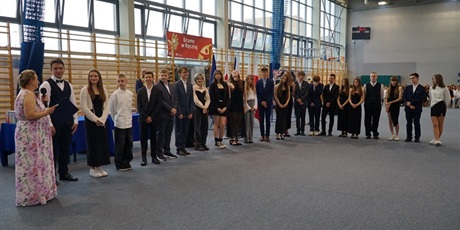 Powiększ grafikę: zakonczenie-roku-szkolnego-2024-2025-sp3-630661.jpg